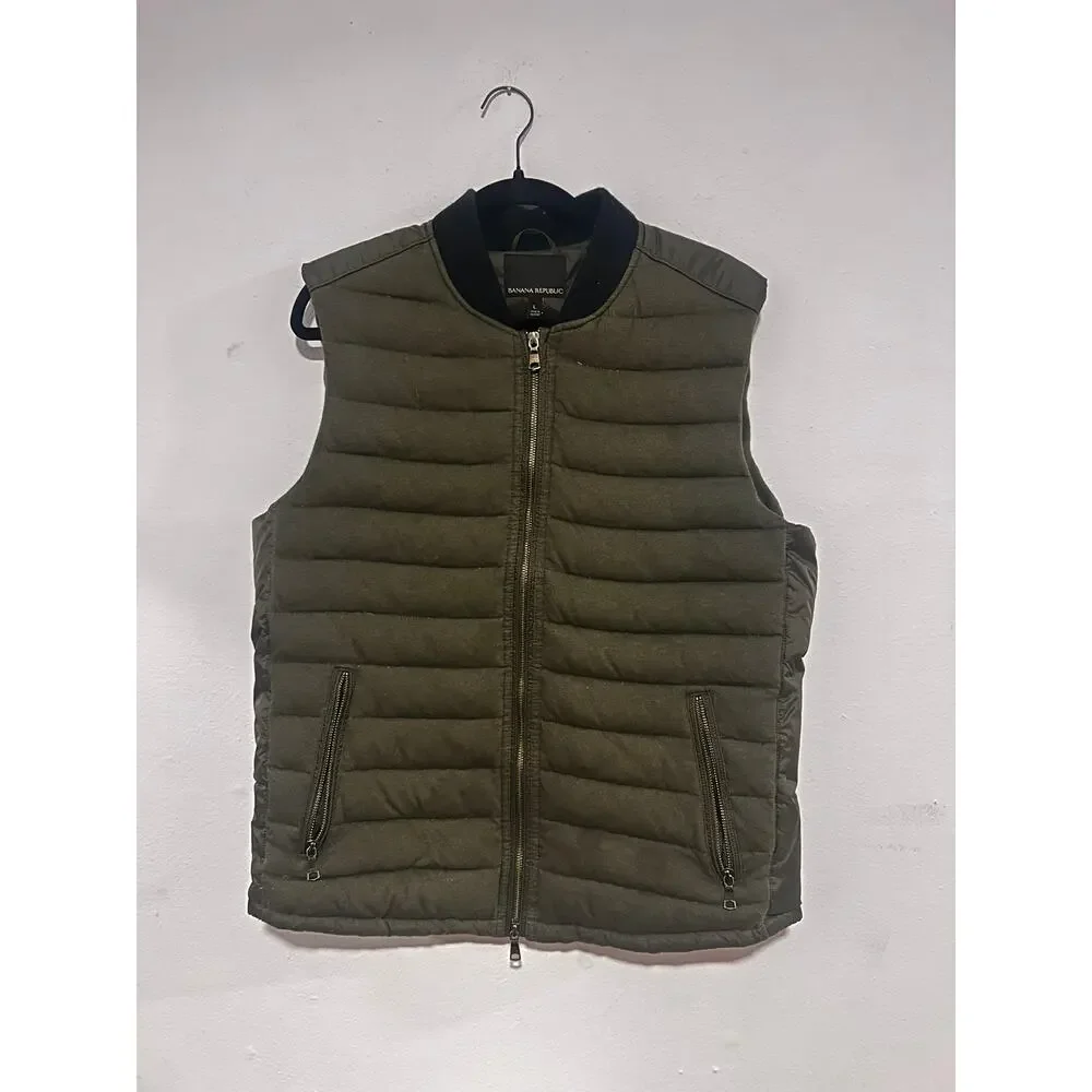 Olive Green Banana Republic Feather and Down Puffer Vest | Hiking - (Men's‎ L)